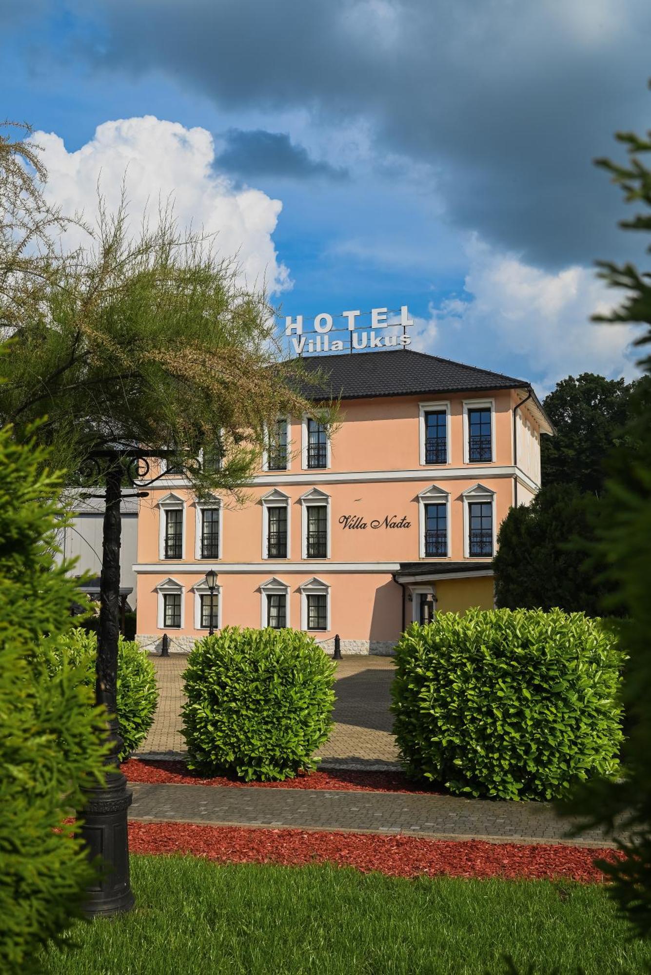 Boutique Hotel Ukus Tesanj Exterior foto