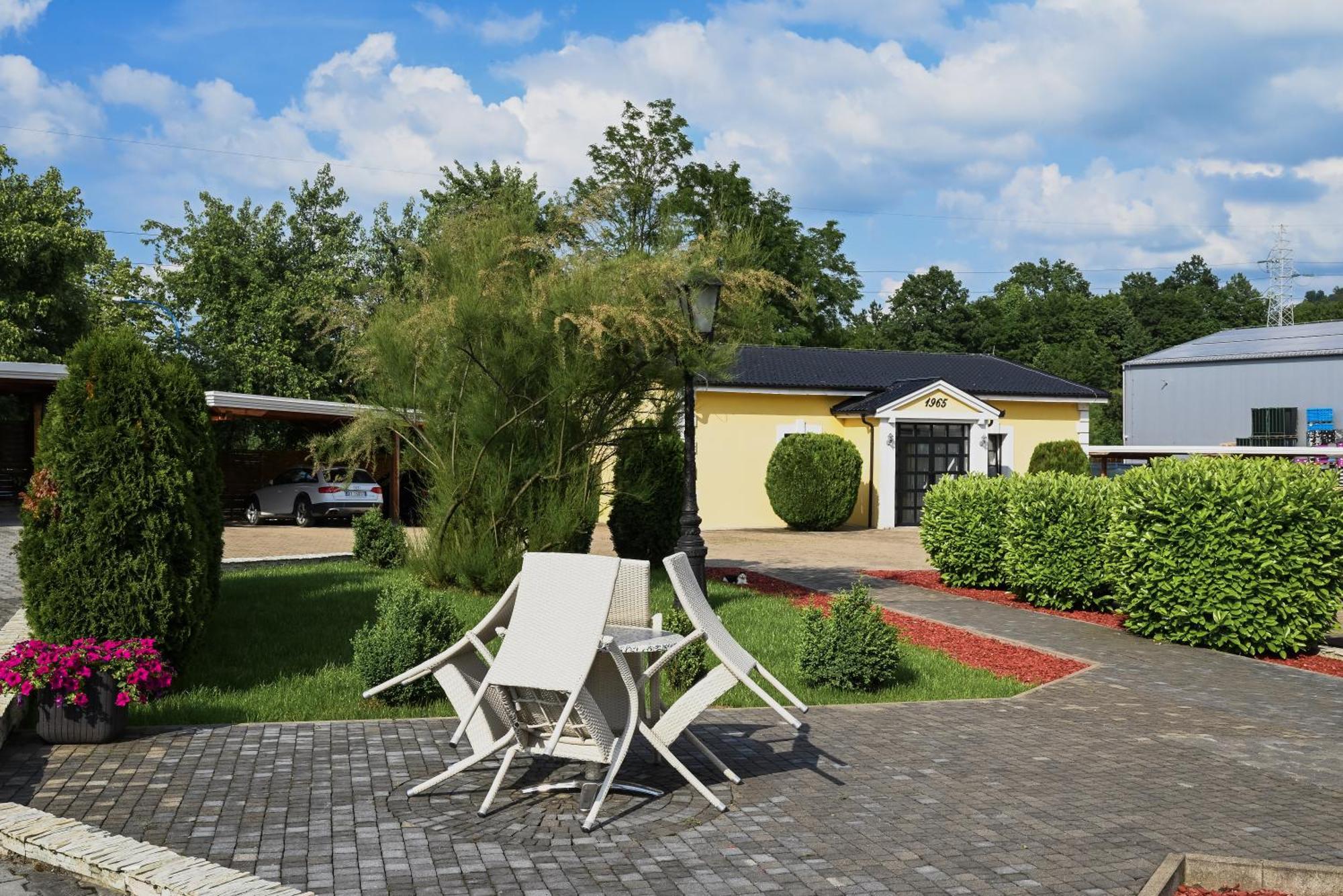 Boutique Hotel Ukus Tesanj Exterior foto